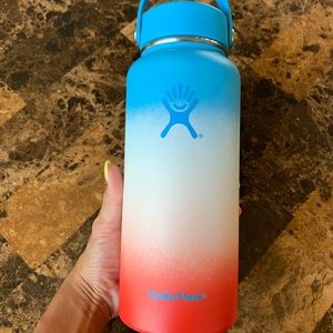 GENTLY USED Hydro Flask 32oz - Shave Ice edition